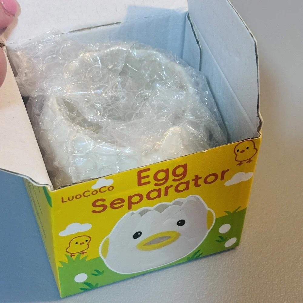 Luococo Novelty Ceramic Chicken Egg Yolk Separator Cute Vomiting Egg White New